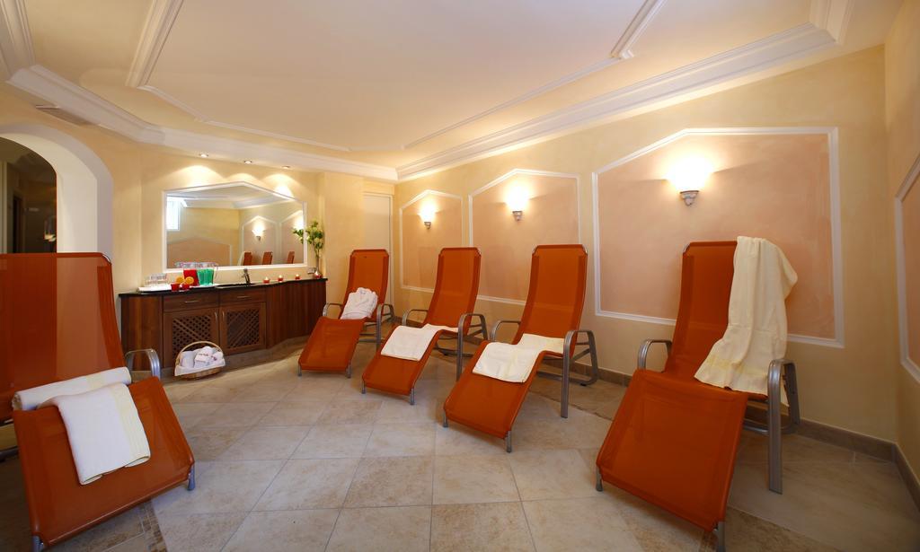 Hotel Ingram Σέλβα ντι Βαλ Γκαρντένα Εξωτερικό φωτογραφία